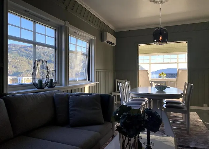 The View Semesterbostad